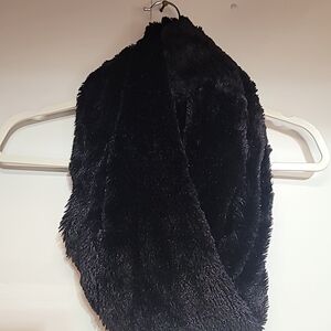 Black Faux Fur Scarf